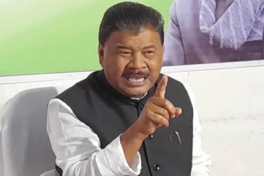 झारखंडी भाषाओं के संरक्षण लिए 9 अक्टूबर को निकलेगी भाषा यात्रा, बंधु तिर्की ने सरकार को सौंपा एजेंडा