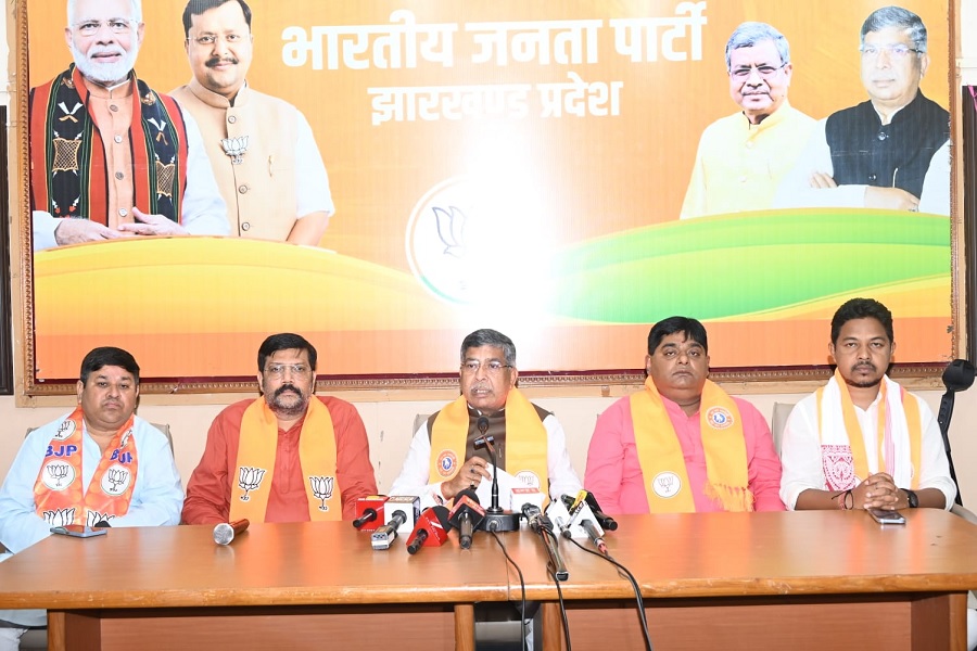 BJP001AJ.jpg