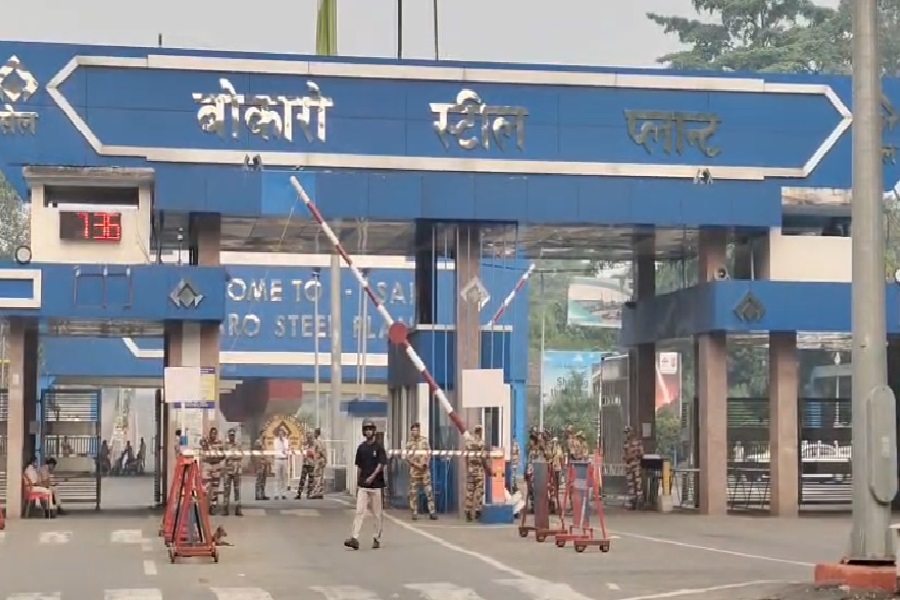BSL के सभी गेट बंद, नियोजन की मांग पर 8वें दिन भी भूख हड़ताल पर विधायक श्वेता सिंह