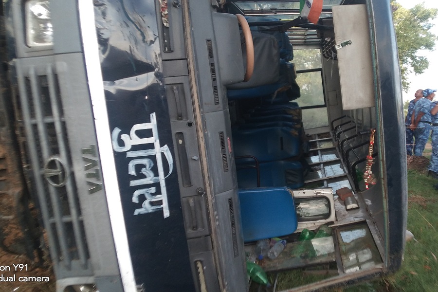 Bus.jpg