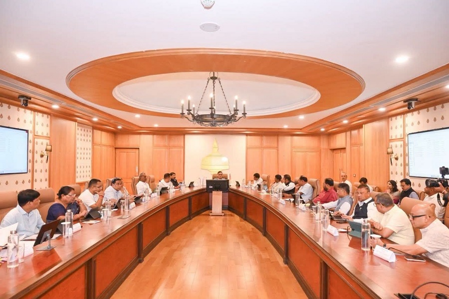 CABINETASSAM.jpg