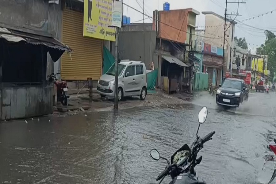 CHANDIL_water.jpg