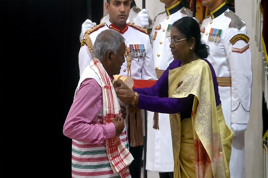 CHARAN0023.jpg