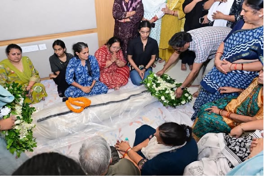 “आज शब्द नहीं हैं मेरे पास…” तृषा के निधन पर भावुक हुए सीएम हेमंत सोरेन, बोले- अंतिम जोहार तृषा