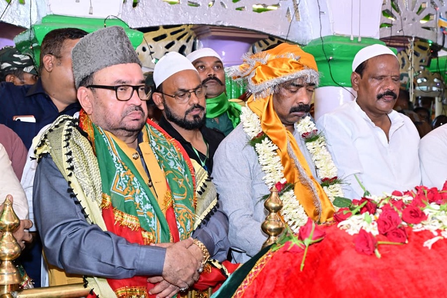 CMRISAKDAR.jpg