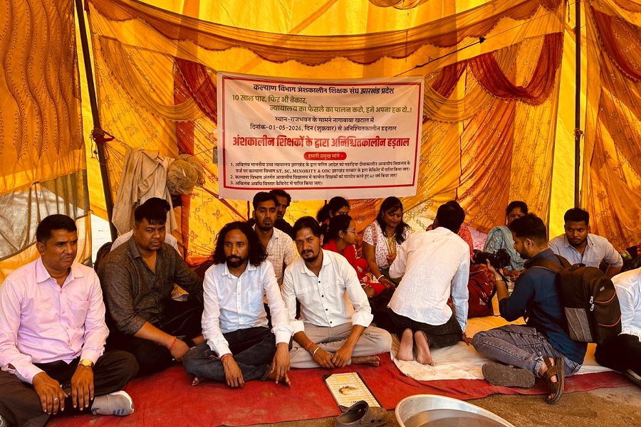 DMAHTO06.jpg
