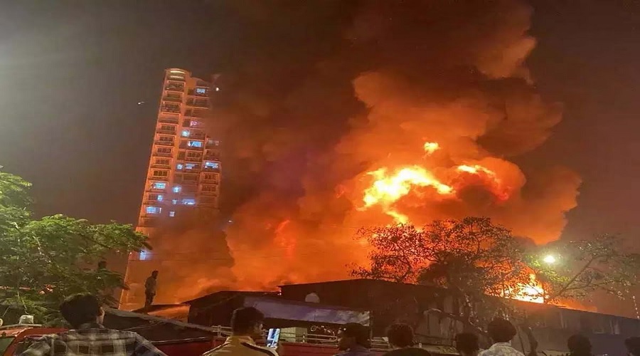 FIREINMUMBAI.jpg