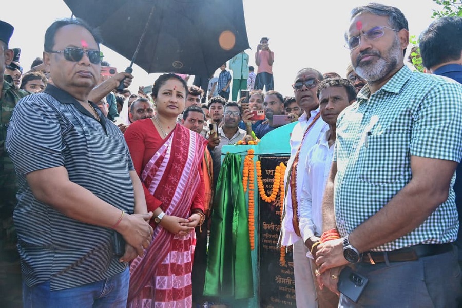 GANDEY_KALPANA.jpg