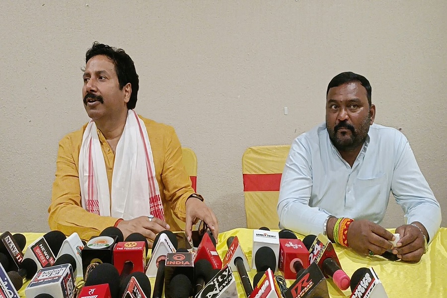 नवरात्रि में गिरिडीह में रोड शो, मनोज तिवारी और सौंदर्य शर्मा होंगी शामिल
