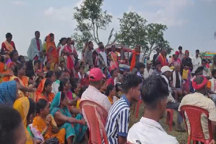 हिंडाल्को और प्रशासन के खिलाफ आंदोलन एक सप्ताह के लिए स्थगित, 7 दिन बाद फिर प्रदर्शन की चेतावनी