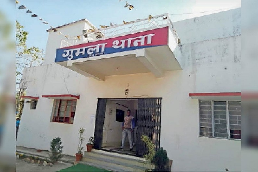 GUMLA0222.jpg