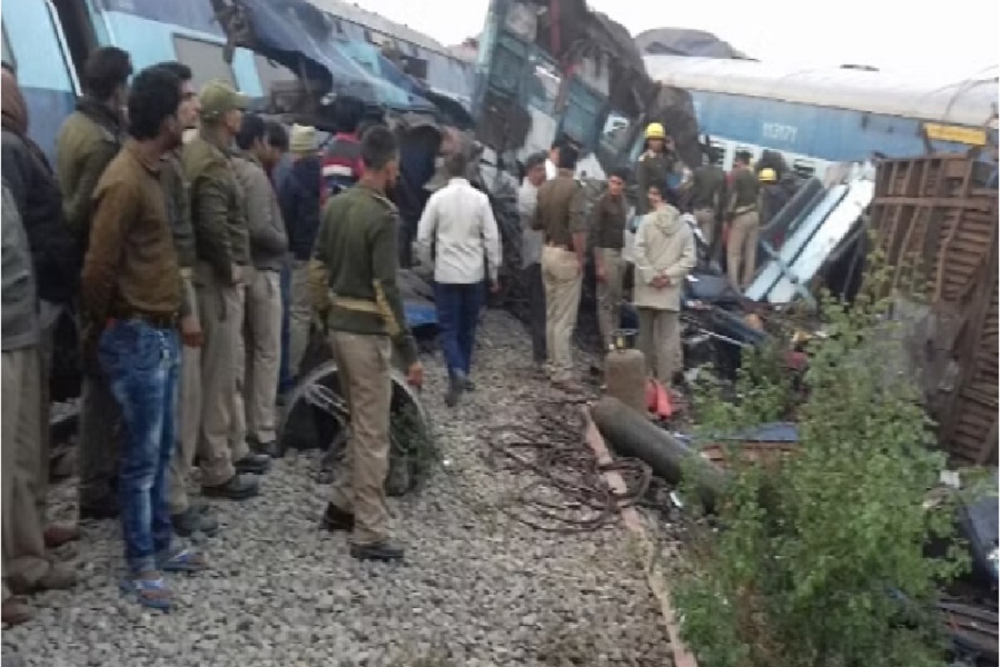 रेलवे में खाली पड़े पद भी हैं हादसों की एक वजह, कर्मचारियों की कमी से भी होते हैं कार्य प्रभावित 