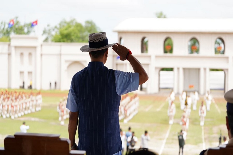 असम में पुलिस स्मृति दिवस पर 6  शहीद पुलिसकर्मियों को CM हिमंता बिस्वा सरमा ने किया याद, दी श्रद्धांजलि