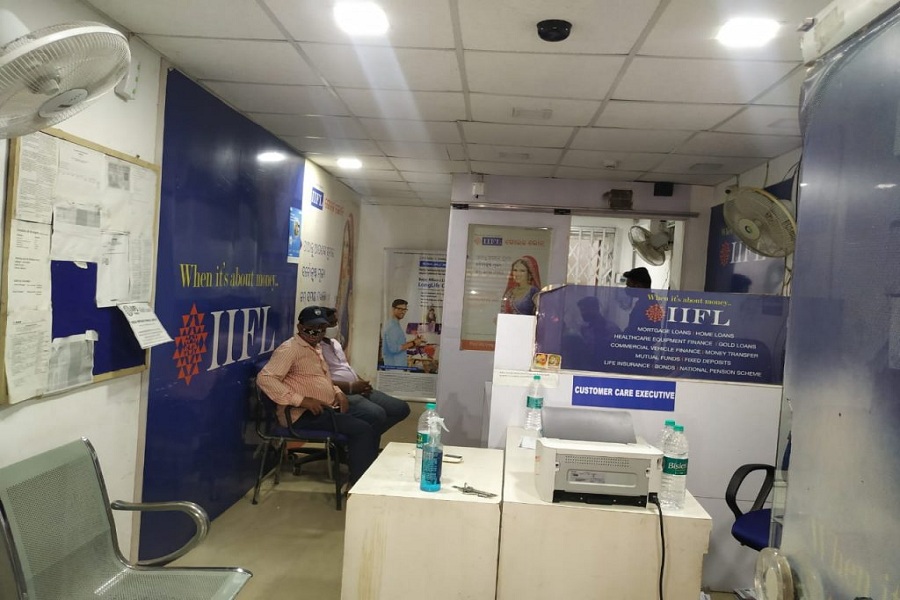 IIFL-Bank-1024x768-1.jpg