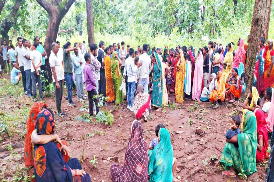 जंगल से बरामद हुआ मनिका विधायक प्रतिनिधि की पत्नी का शव, विभत्स हालत में मिली  लाश