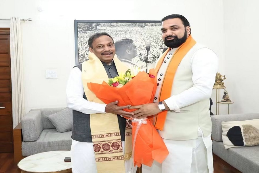 MEET_UP_CM_SAMRAT_TAWDE_VINOD.jpg