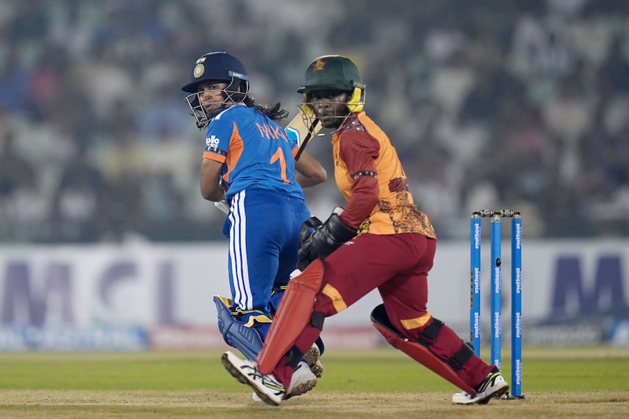 इंडियन विमेंस क्रिकेट टीम ने पहले T20 मैच में जिम्बावे को 4 विकेट से हराया, डेब्यूडेंट निकी प्रसाद चमकीं
