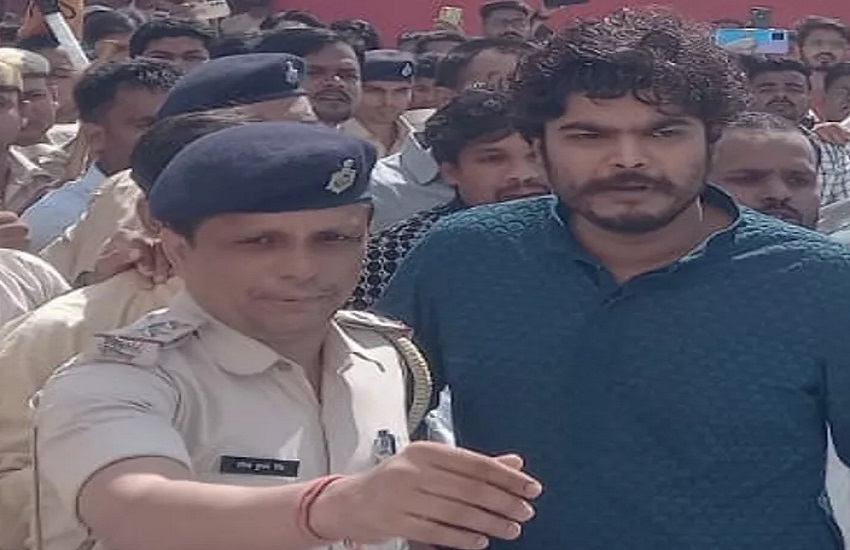 OSAMA_1.jpg