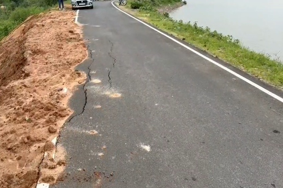 ROAD4.jpg