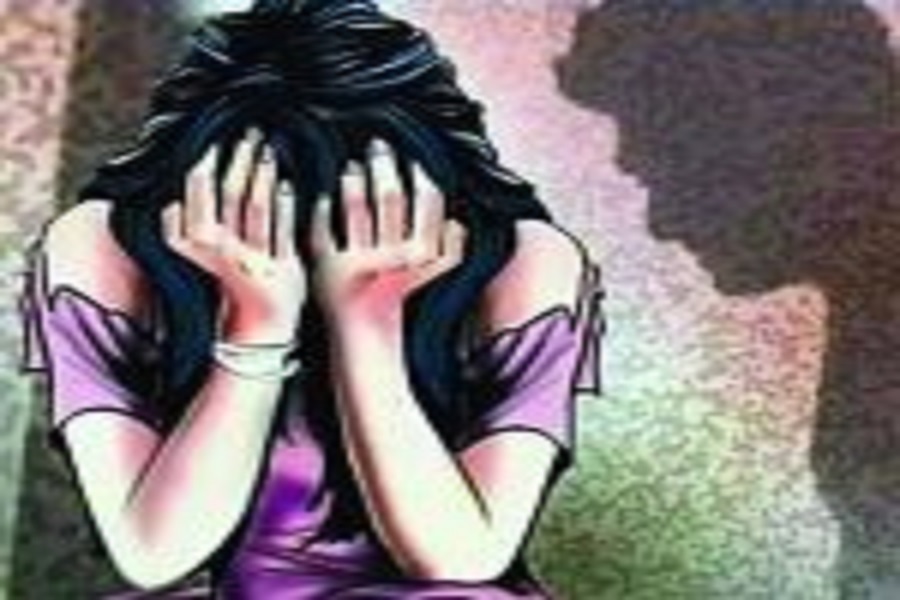 हाई-प्रोफाइल पार्टी से लौट रही नाबालिग के साथ मर्सडीज में गैंगरेप