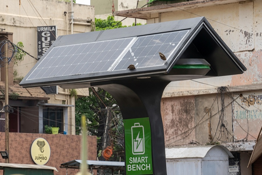 SOLARBENCH.jpg
