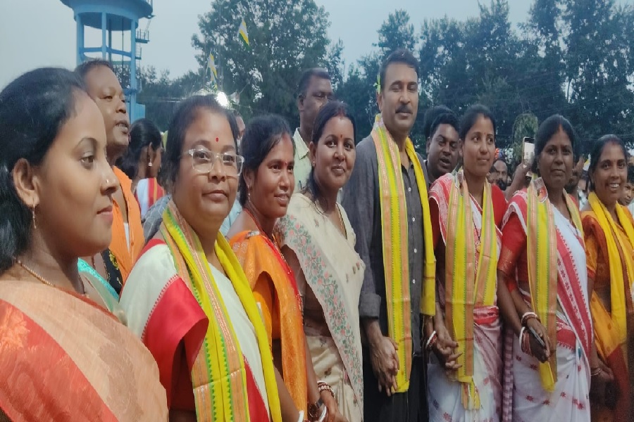 करम की थाप में जीवंत हुई झारखंडी संस्कृति, सुदेश महतो बोले- सांस्कृतिक विरासत को संजोना सामूहिक जिम्मेदारी 