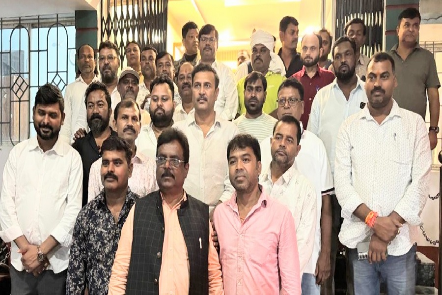 सुदेश महतो ने संथाल में आजसू को मजबूत करने की बनाई रणनीति; संथाल परगना प्रमंडलीय बैठक संपन्न 
