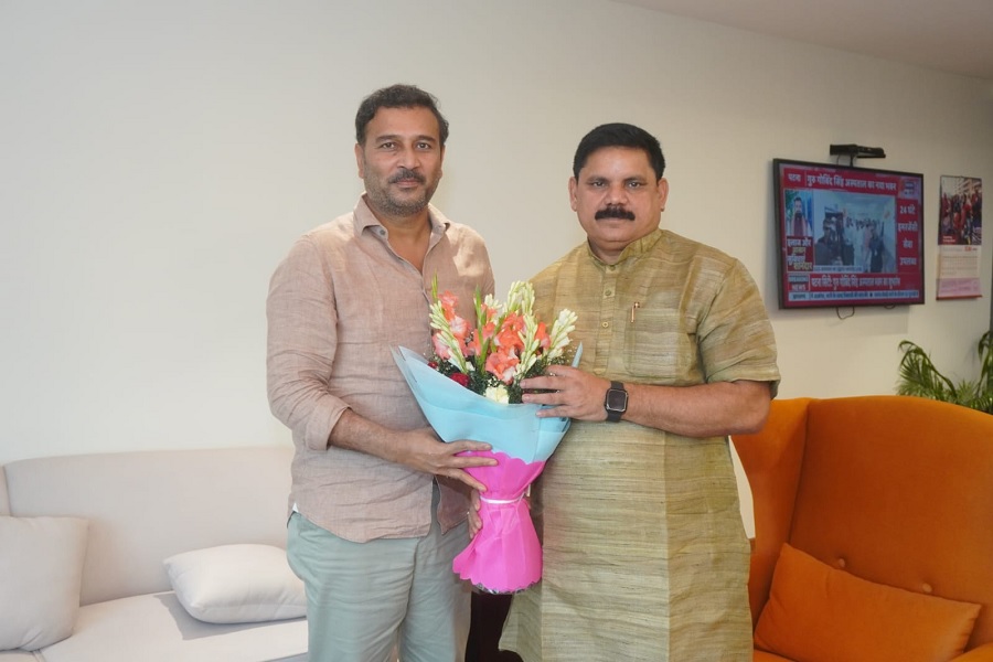 SUDESH000323.jpg