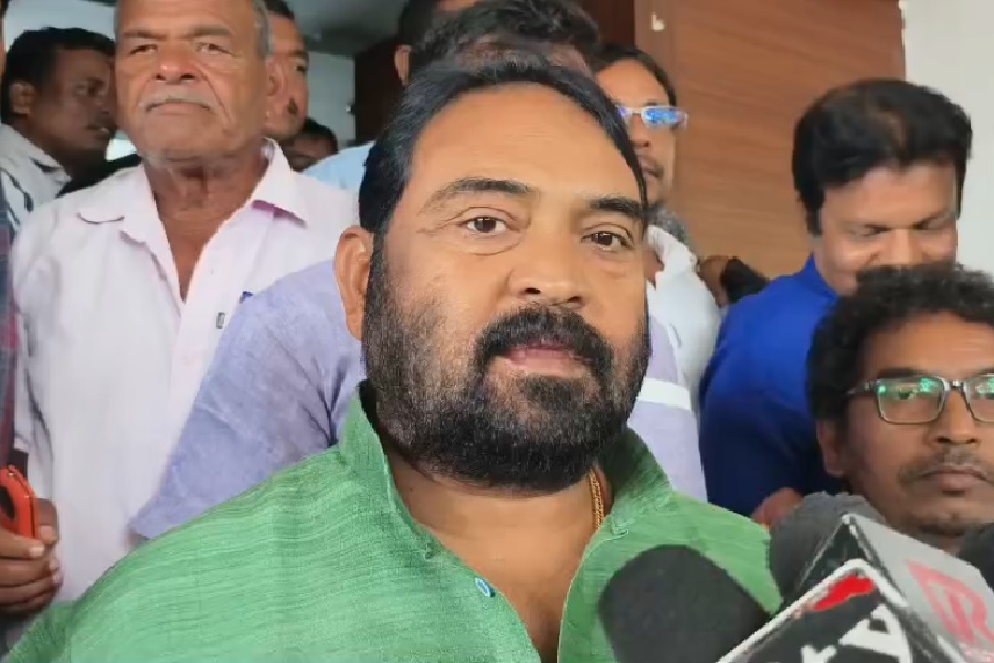 गिरिडीह उपचुनाव की तैयारी में जुटा झामुमो, विनोद पांडेय ने किया जीत का दावा