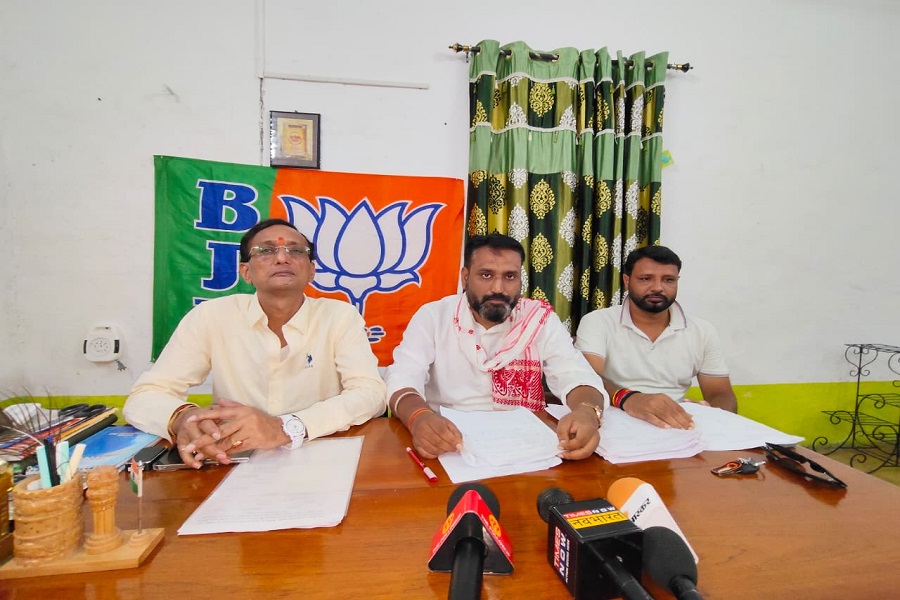 जामताड़ा वोटर लिस्ट में गड़बड़ी का आरोप, एक मकान में 54 मतदाताओं के नाम; BJP ने की जांच की मांग