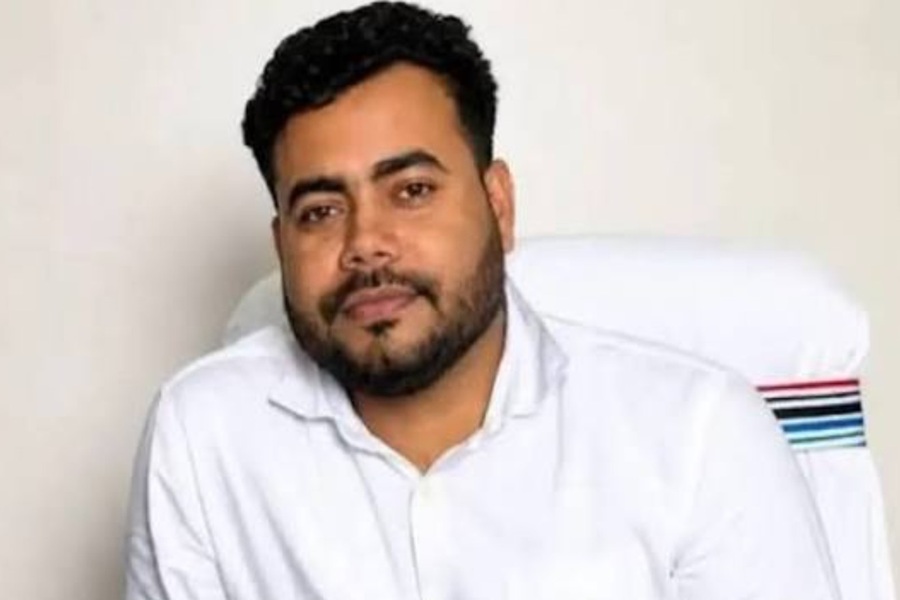 abhay1.jpg