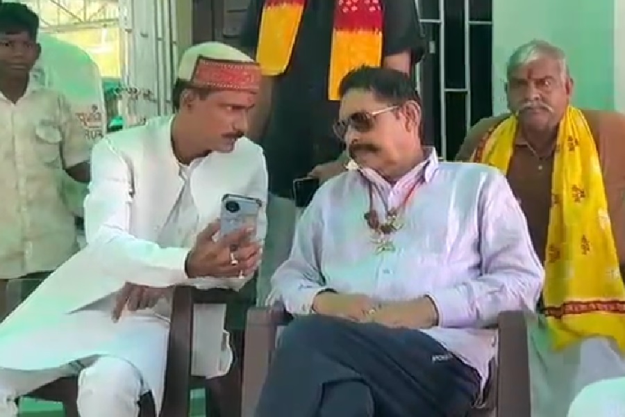 जेडीयू से निकाले जाने के बाद भी नहीं झुके अनंत सिंह, बोले- औकात पता चल जाएगी