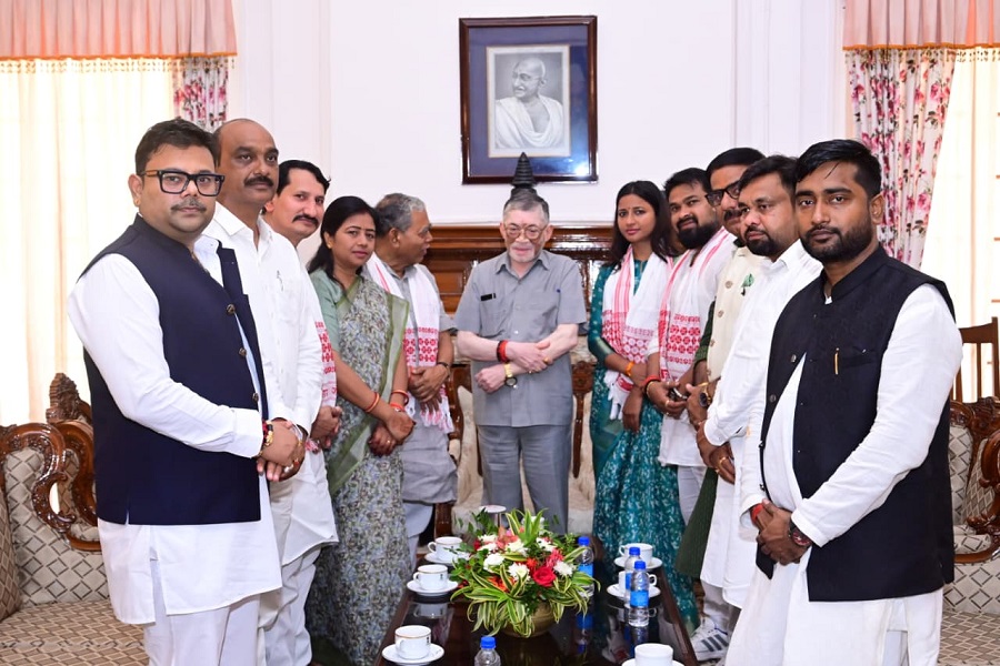जातीय जनगणना में OBC के अलग कॉलम की मांग, कांग्रेस का लोकभवन मार्च; राष्ट्रपति के नाम राज्यपाल को ज्ञापन