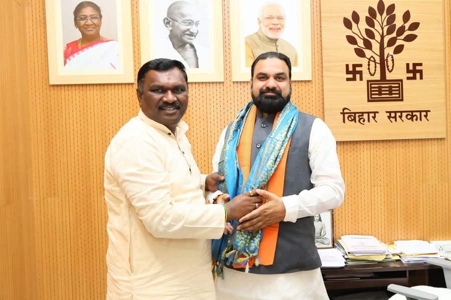 CM सम्राट चौधरी से मिले अमर कुमार बाउरी, झारखंड की राजनीतिक स्थिति और बिहार के विकास मॉडल पर चर्चा
