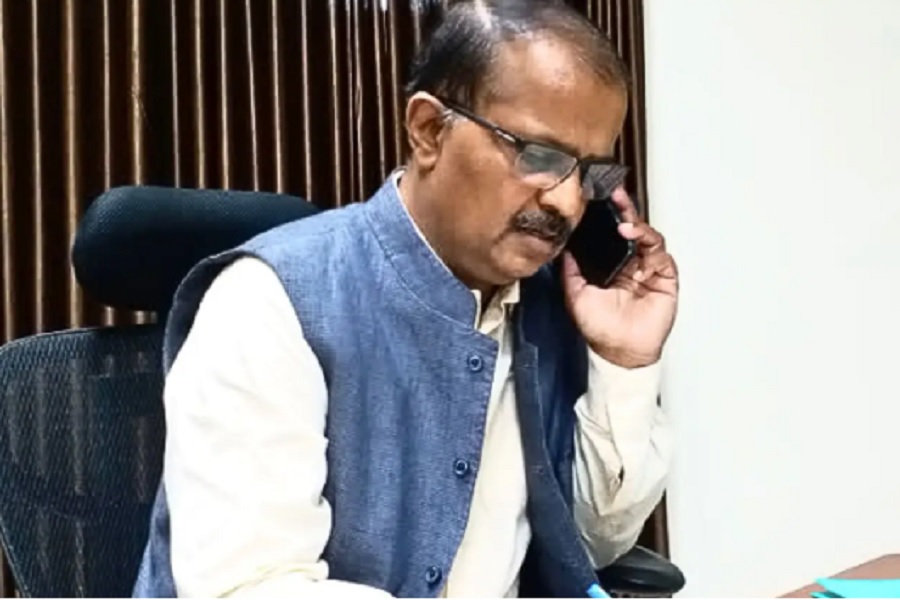 CM के प्रधान सचिव पद से हटे दीपक कुमार, अब आपदा प्रबंधन प्राधिकरण के उपाध्यक्ष बने