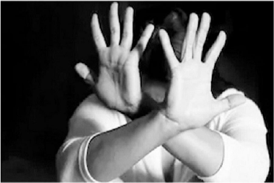 फ्रेंड के साथ स्कूटी चलाना सीख रही थी, 3 युवकों ने ऑटो से अगवा कर किया गैंगरेप 