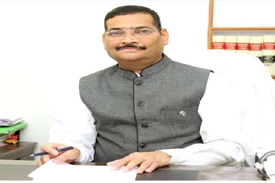 dipak.jpg