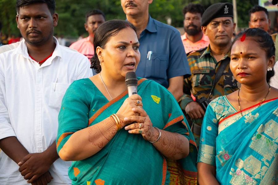 ग्रामीण विकास मंत्री दीपिका पांडेय सिंह की बेटी तृषा सिंह का सड़क हादसे में निधन