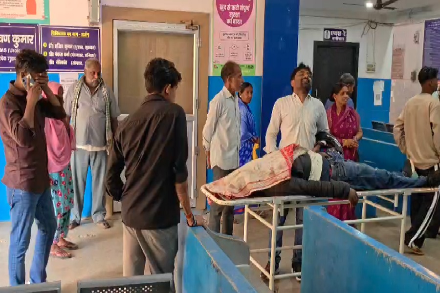 गिरिडीह में बालू लदे ट्रैक्टर की टक्कर से बाइक सवार युवक की मौत