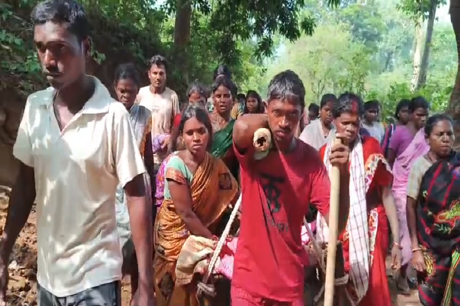 giridih_health_system.jpg