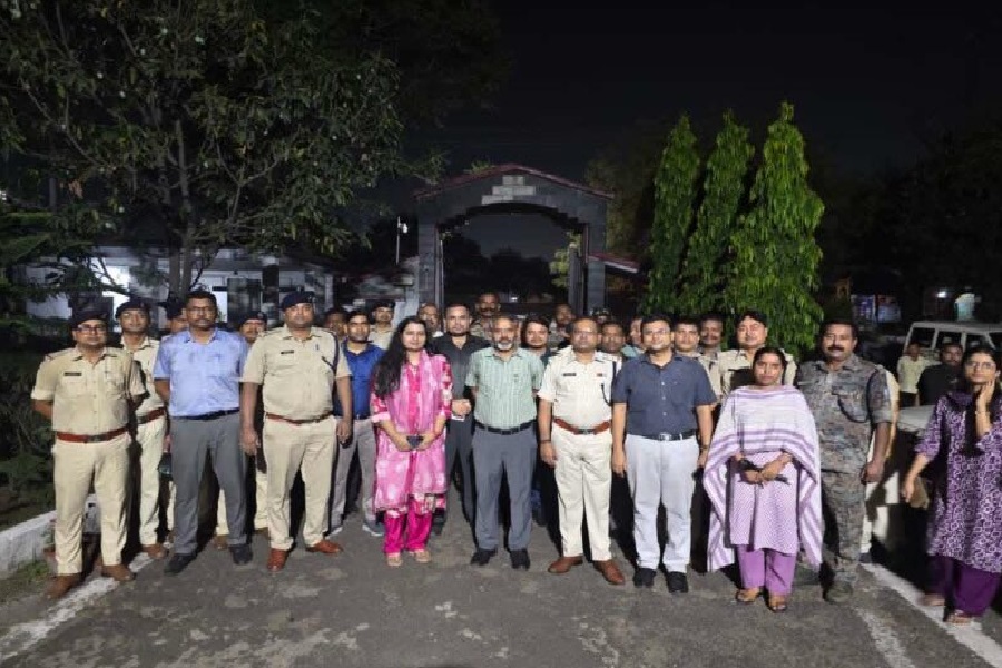 giridih_jail_inspection.jpg