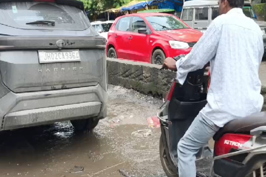 हजारीबाग में फ्लोटिंग रेस्टोरेंट की तैयारी, सड़क-पानी और पार्किंग की समस्या के बीच योजना पर सवाल