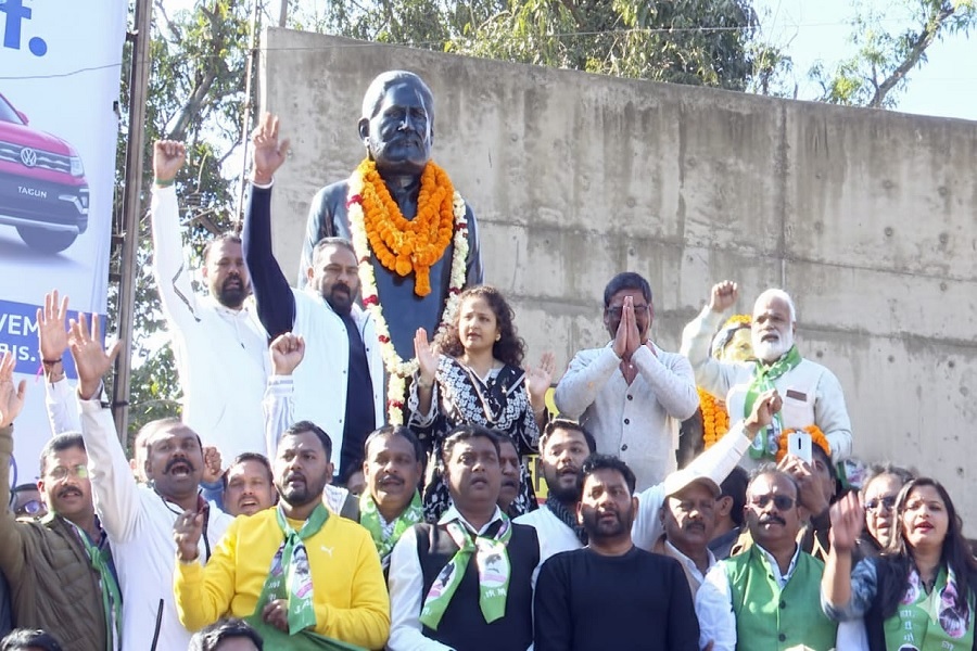 hemant49.jpg