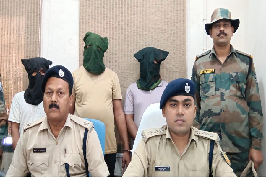 गूगल पर कस्टमर केयर नंबर खोजते हैं तो रहें सावधान, फर्जी नंबर डालकर ठगी करने वाले 3 साइबर अपराधी गिरफ्तार