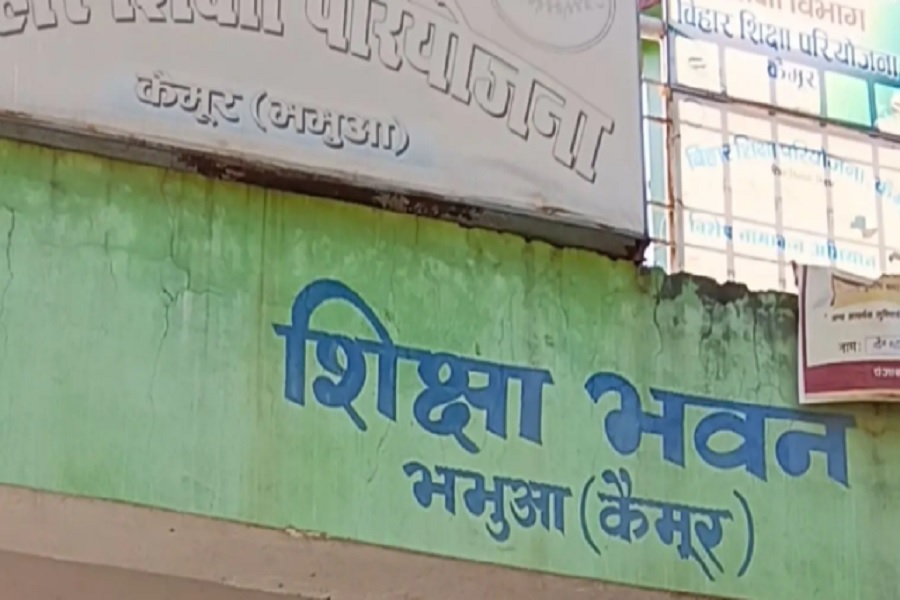TRE-3 शिक्षक भर्ती पर सवाल, यूपी निवासी शिक्षक से 24 घंटे में प्रमाणपत्र जमा करने का निर्देश