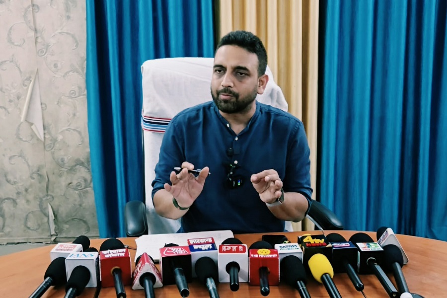 MMDR कानून पर कुणाल षड़ंगी ने भाजपा को दी चुनौती, बोले- बहस कर लें; ऑनलाइन क्लास भी ले लूंगा