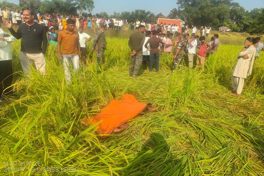 नावाबाजार में लापता महिला का धान के खेत में मिला शव