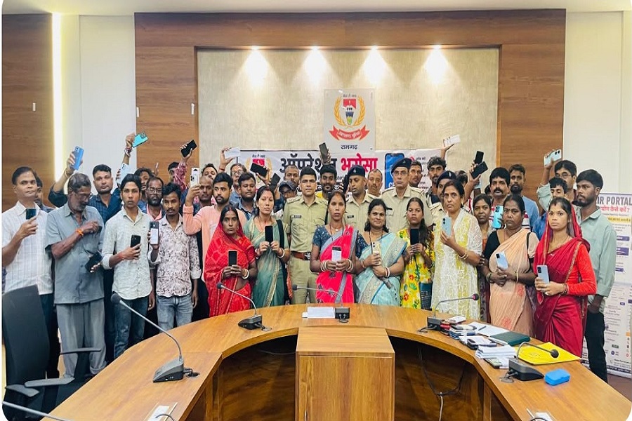 झारखंड में CEIR का असर: 1114 लोगों को वापस मिले गुम हुए मोबाइल फोन, चेहरों पर लौटी मुस्कान