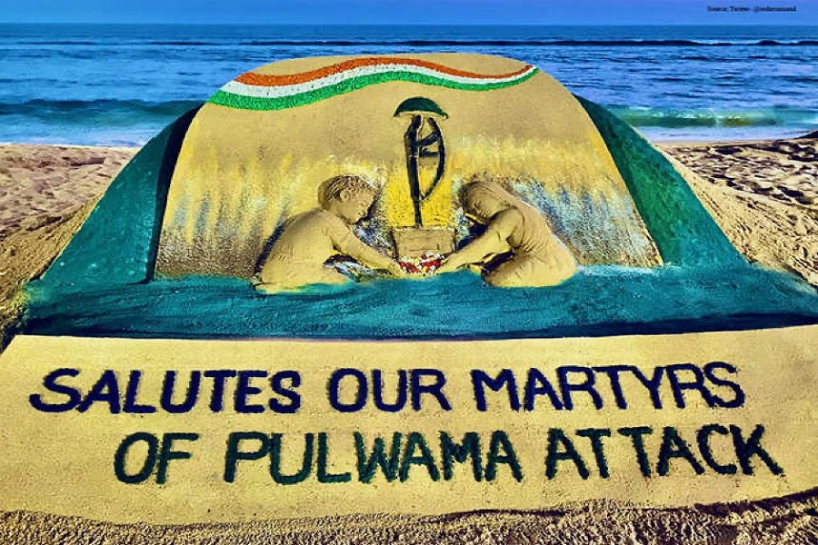 पुलवामा के शहीदों को प्रधानमंत्री मोदी ने दी श्रद्धांजलि, 2019 में हुआ था आत्मघाती हमला