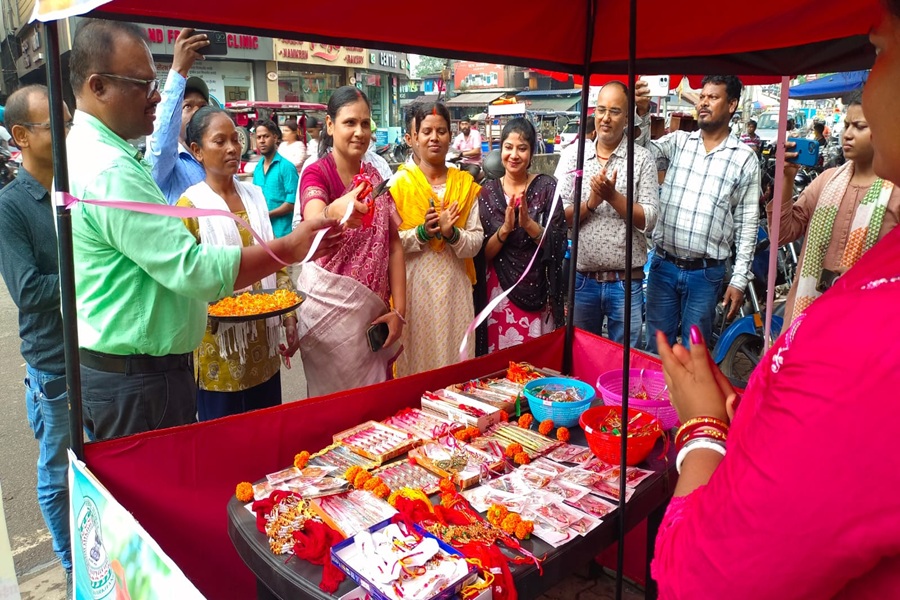 rakhi6.jpg